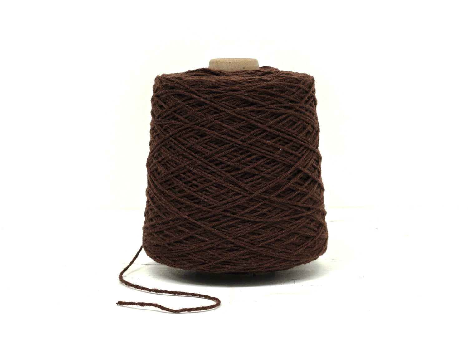 Brown rug wool yarn in cone - 86 New