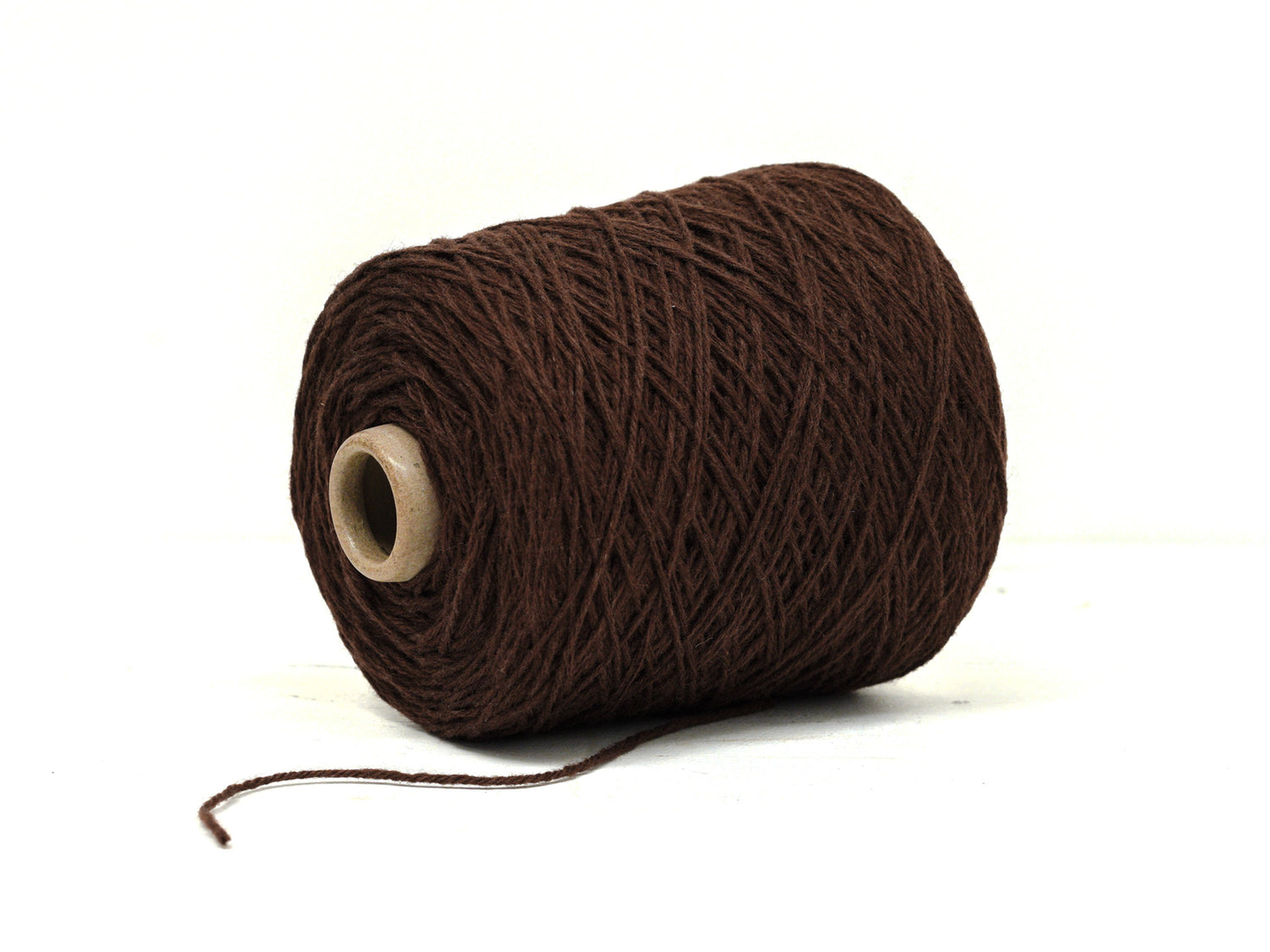 Brown rug wool yarn in cone - 86 New