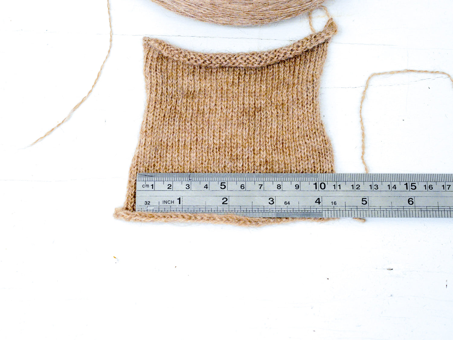Undyed brown lace Alpaca Yarn in Cone 900g/4730m