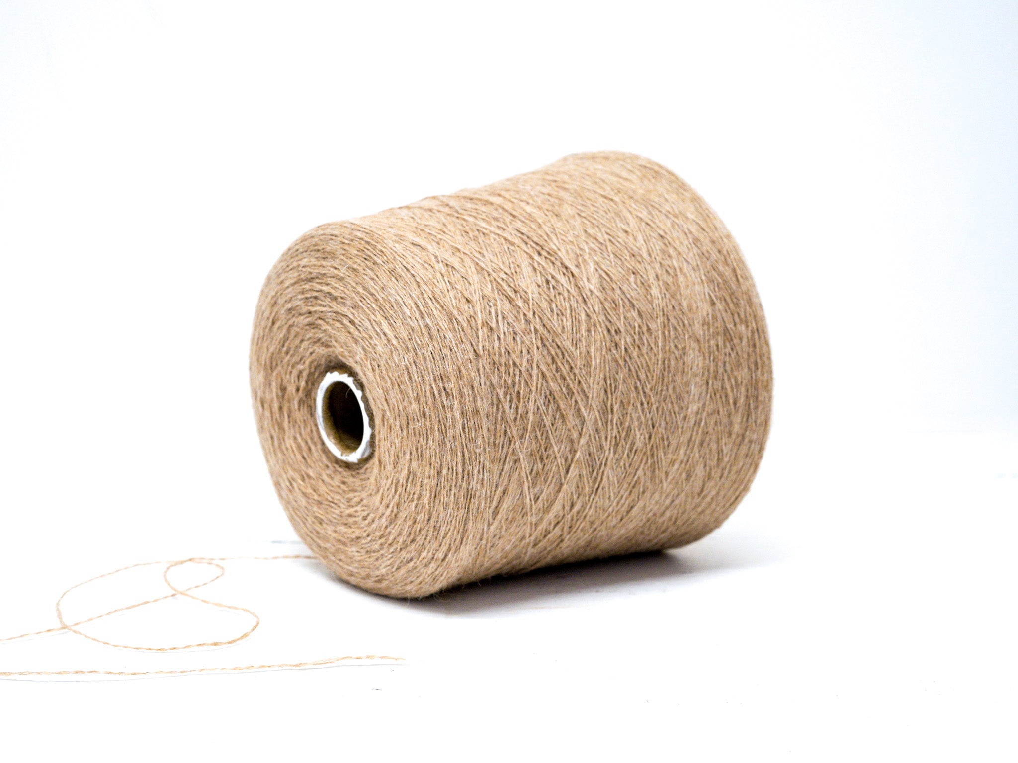 Undyed brown lace Alpaca Yarn in Cone 900g/4730m