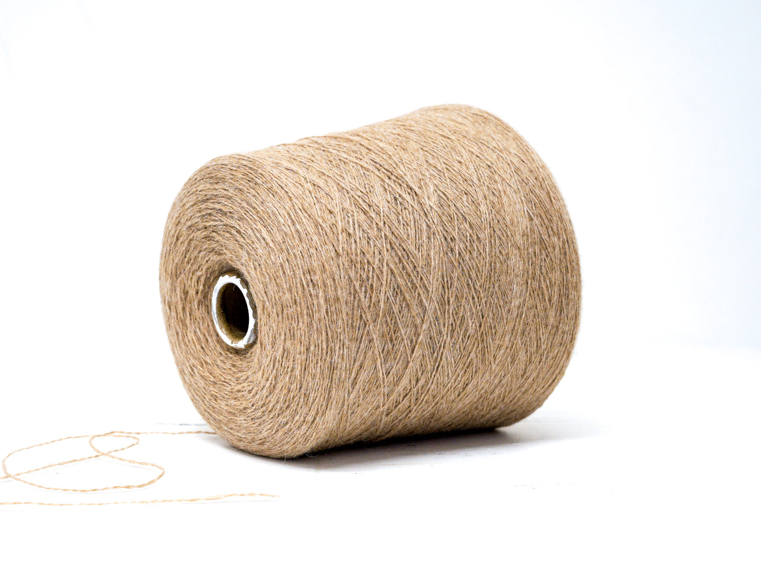 Undyed brown lace Alpaca Yarn in Cone 900g/4730m