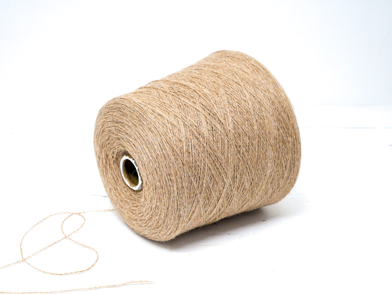 Undyed brown lace Alpaca Yarn in Cone 900g/4730m