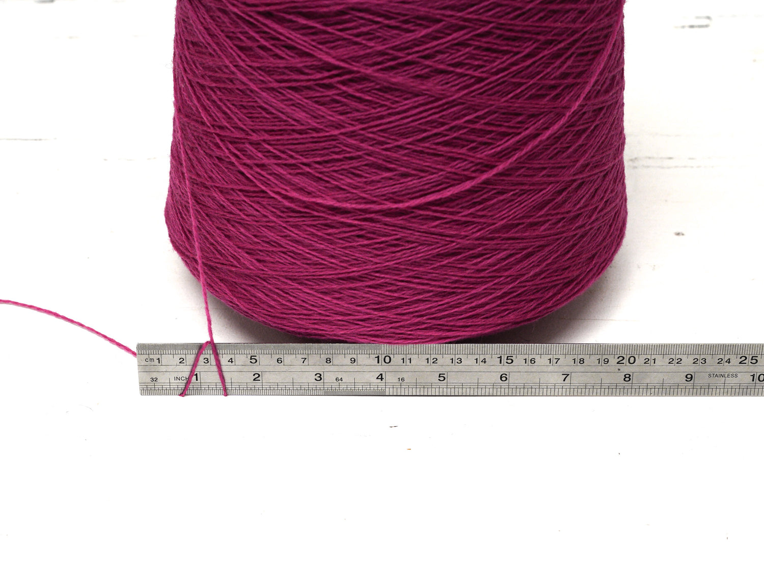 Fuchsia pink soft merino wool in cone - 900g / 31,7oz.