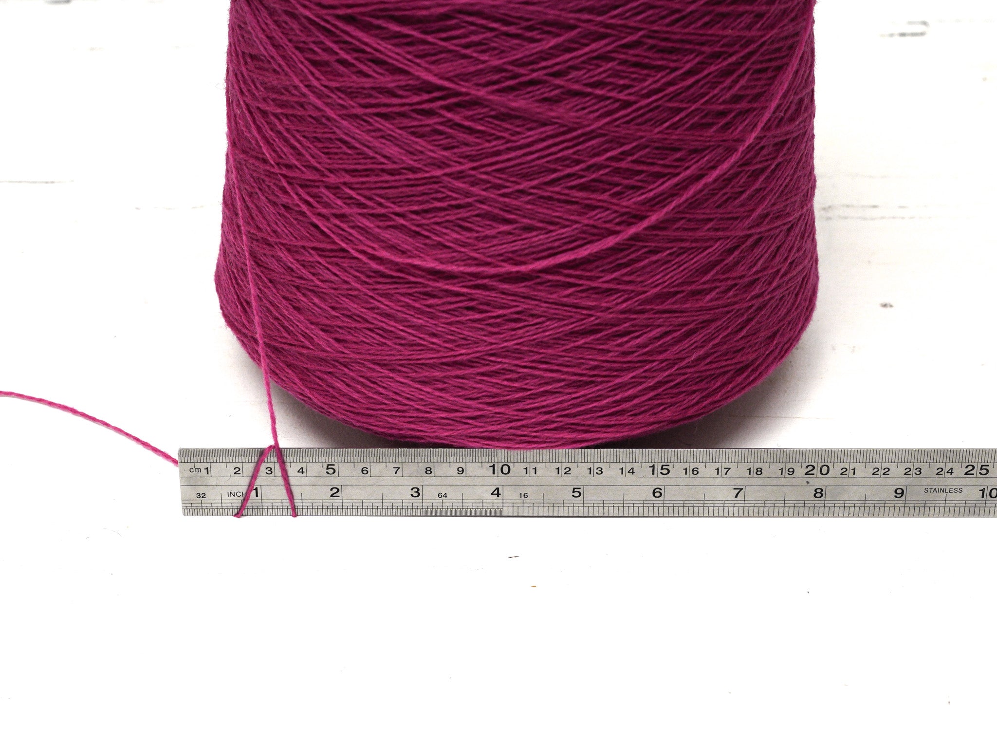 Fuchsia pink soft merino wool in cone - 900g / 31,7oz.