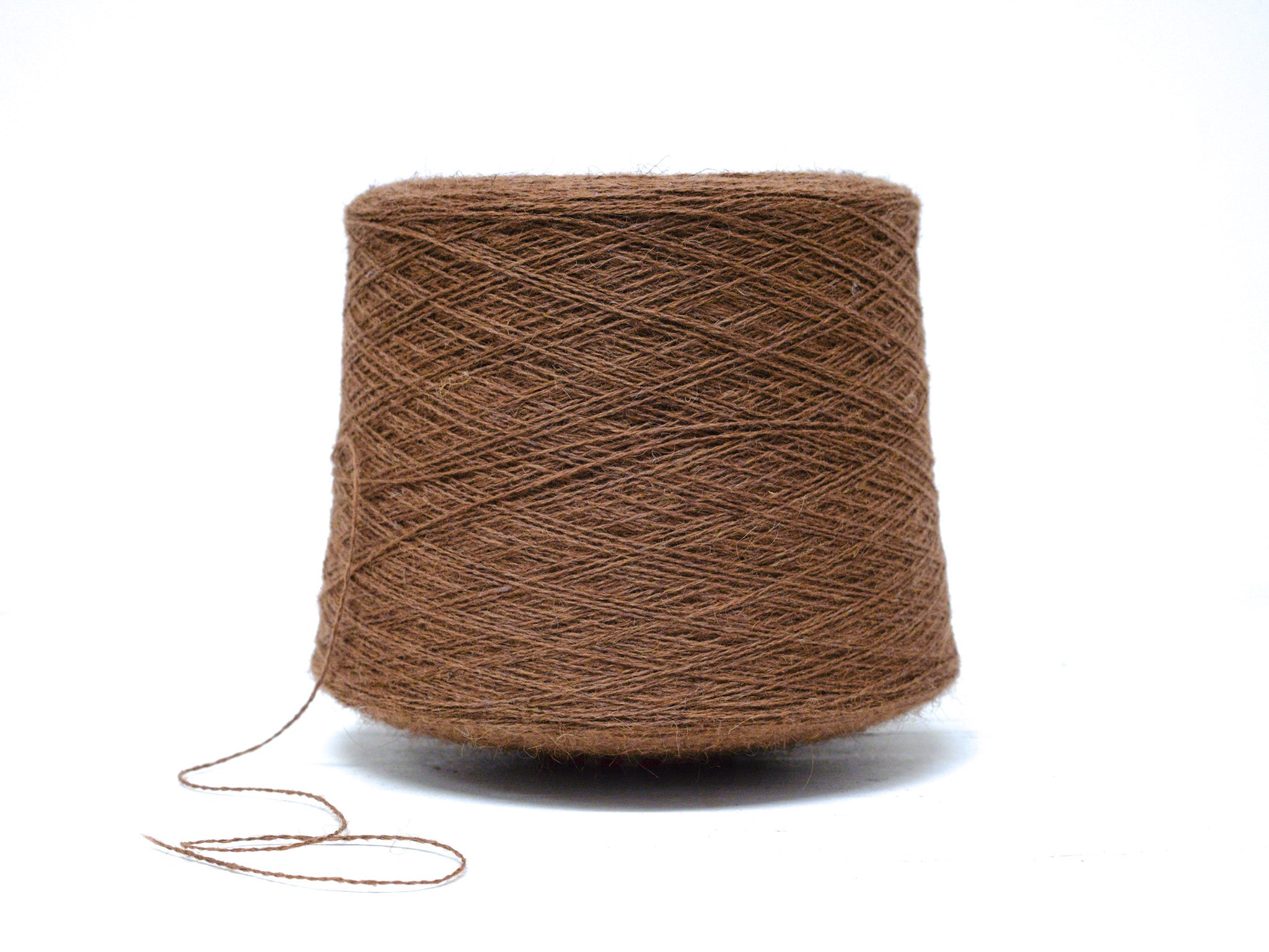 100% Camel wool lace yarn in cone - 900g