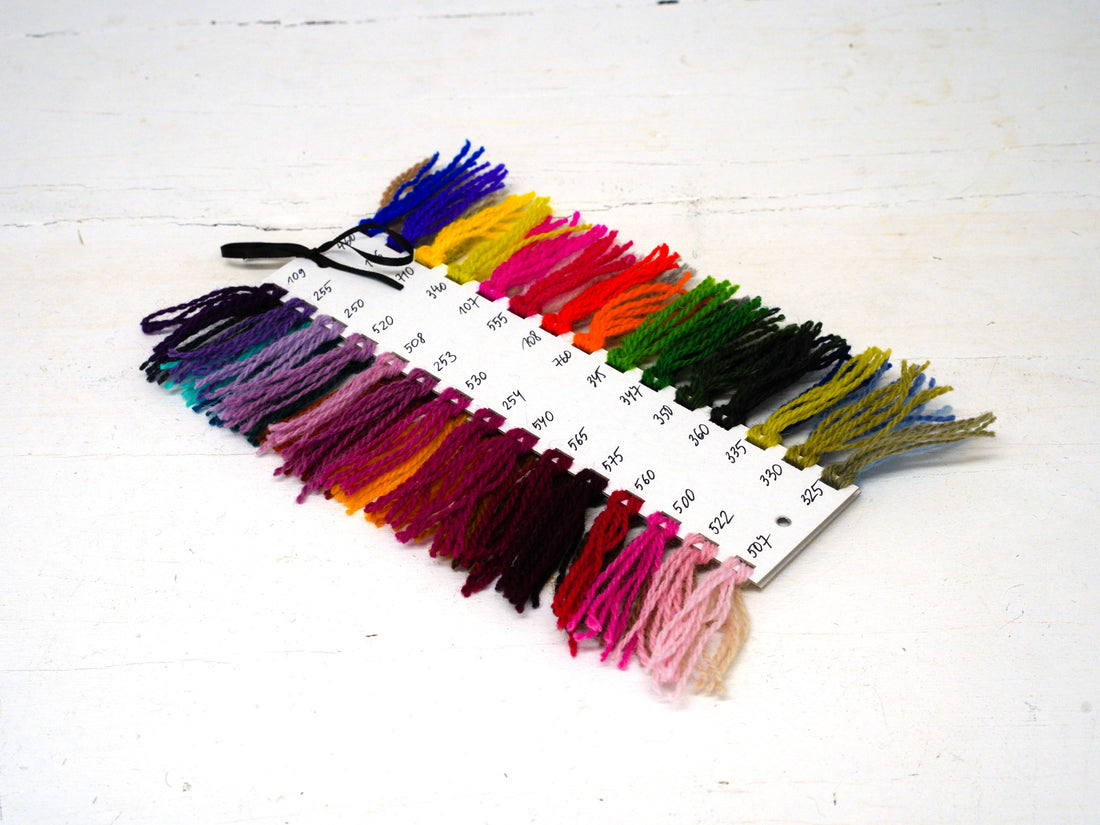 New Zealand wool yarn samples card in 58 colors