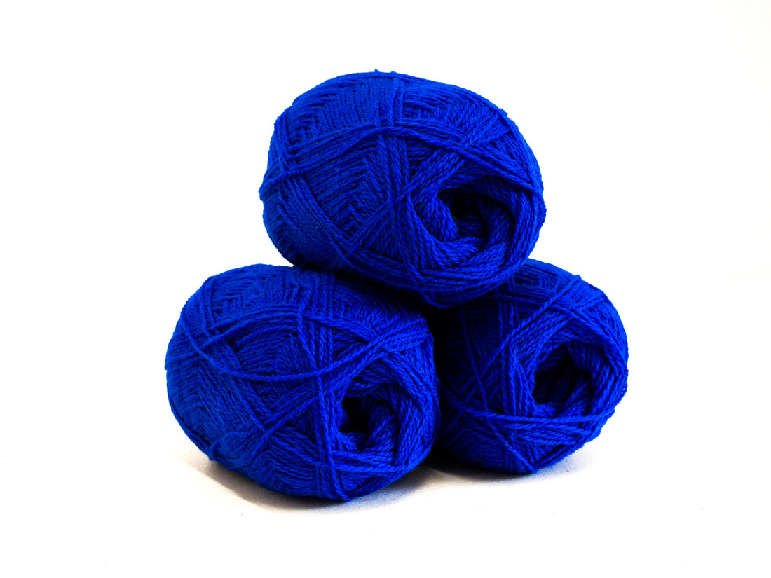 Royal blue New Zealand wool yarn - 460