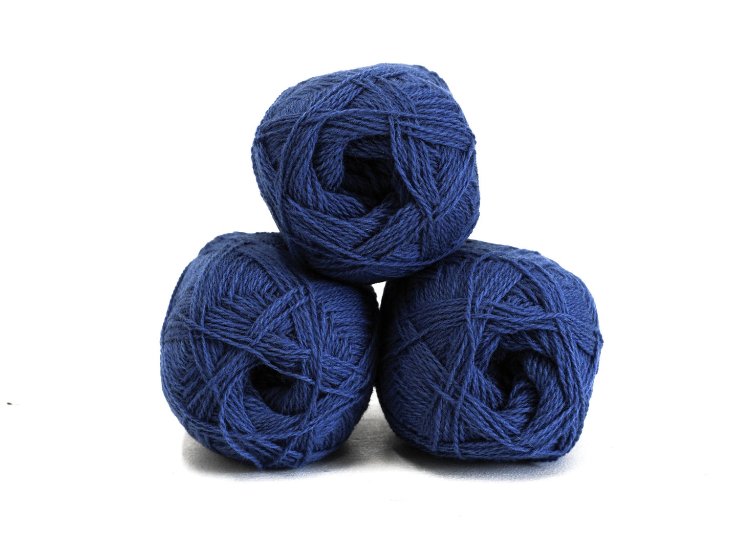 Ink blue New Zealand wool yarn - 450