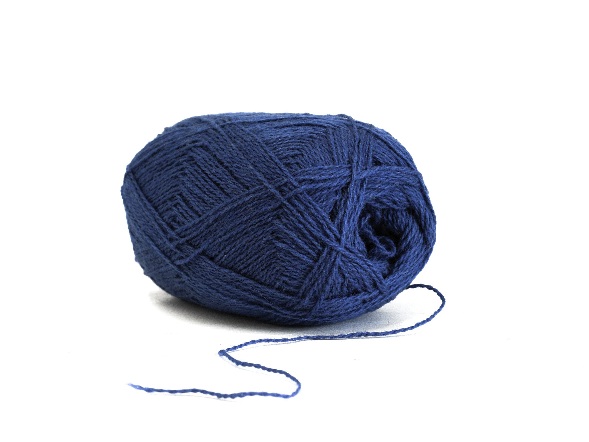 Ink blue New Zealand wool yarn - 450