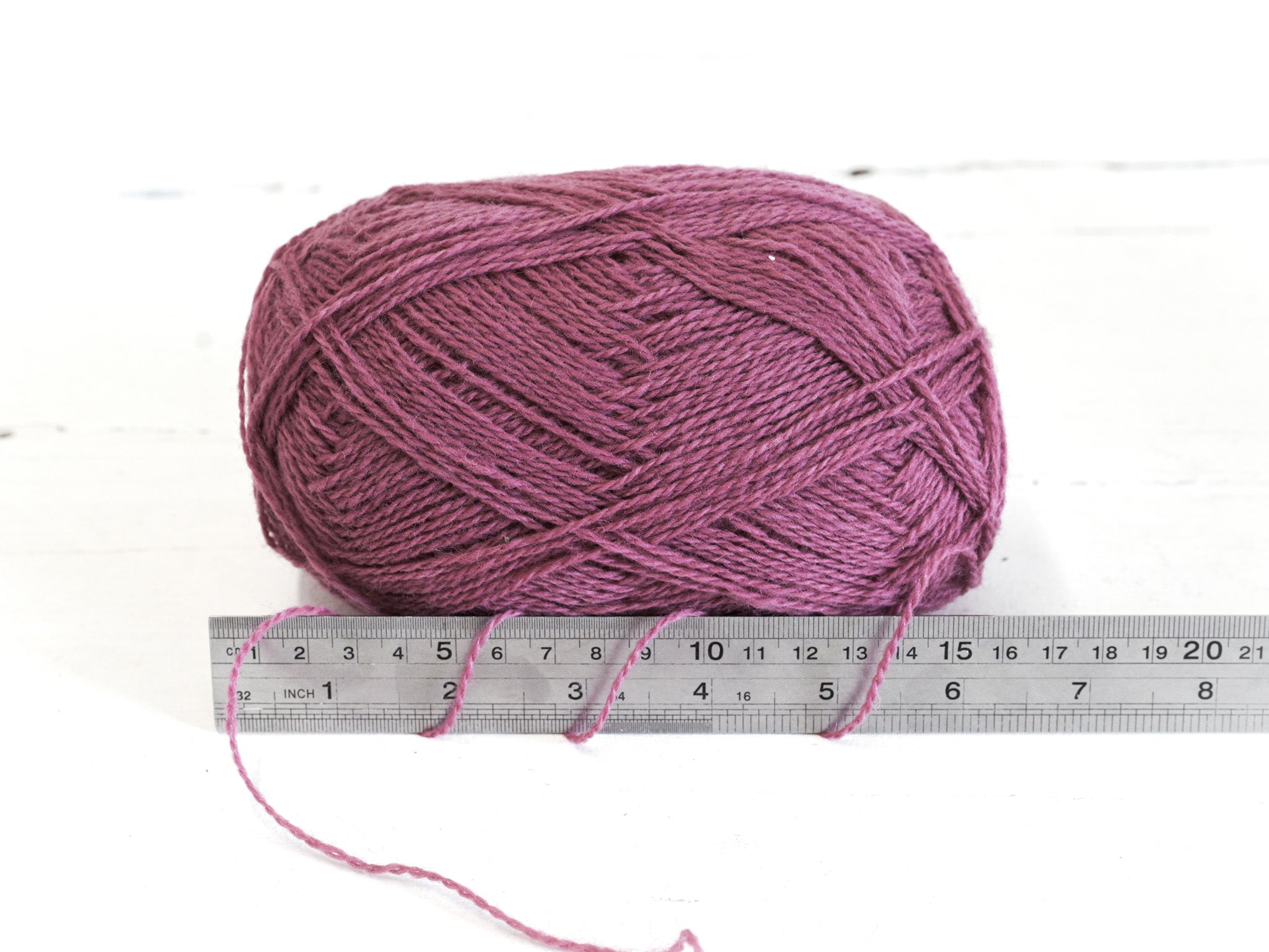 Vintage Berry New Zealand wool yarn - 530