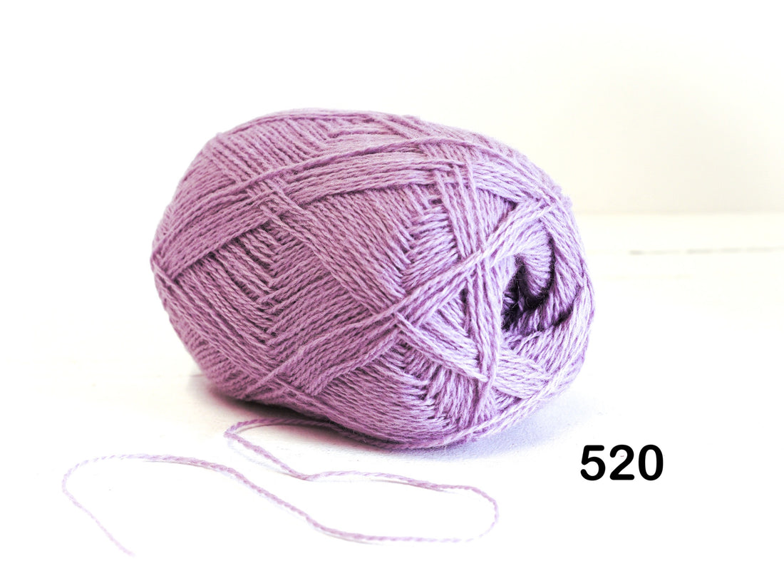 Vintage lilac color New Zealand wool yarn - 520