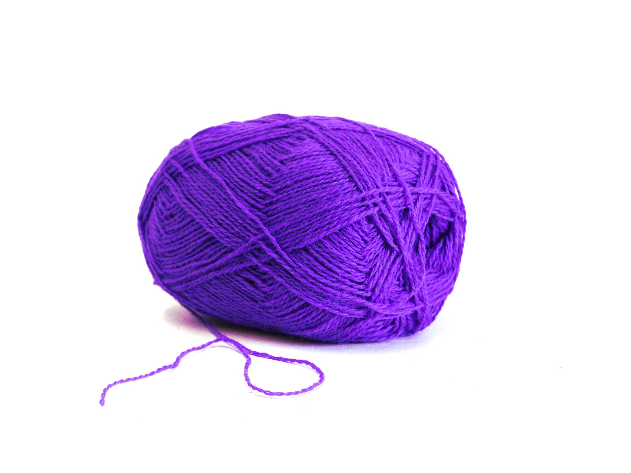 Royal purple New Zealand wool yarn - 106