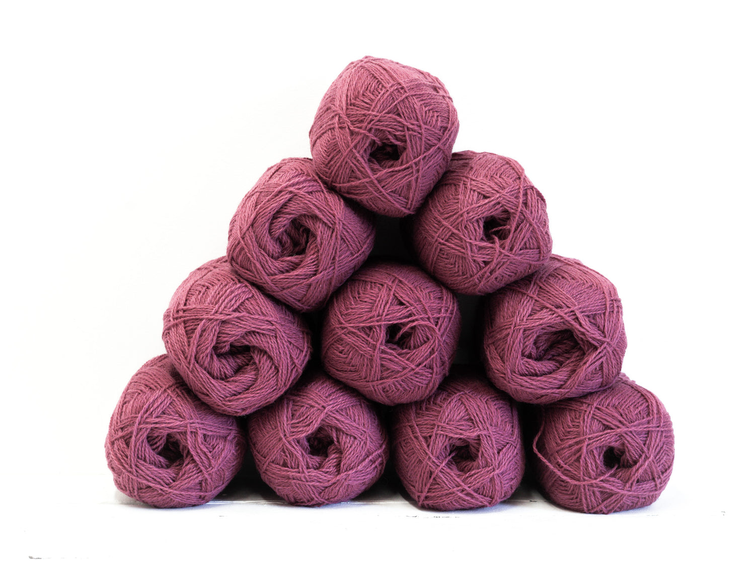 Dusty Berry pink New Zealand wool yarn - 254