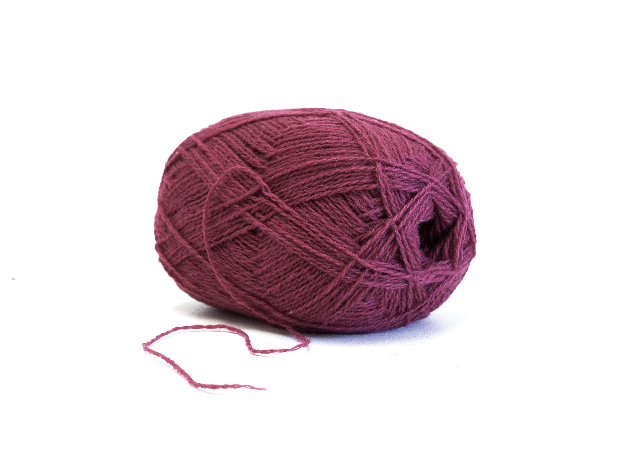 Berry pink New Zealand wool yarn - 540