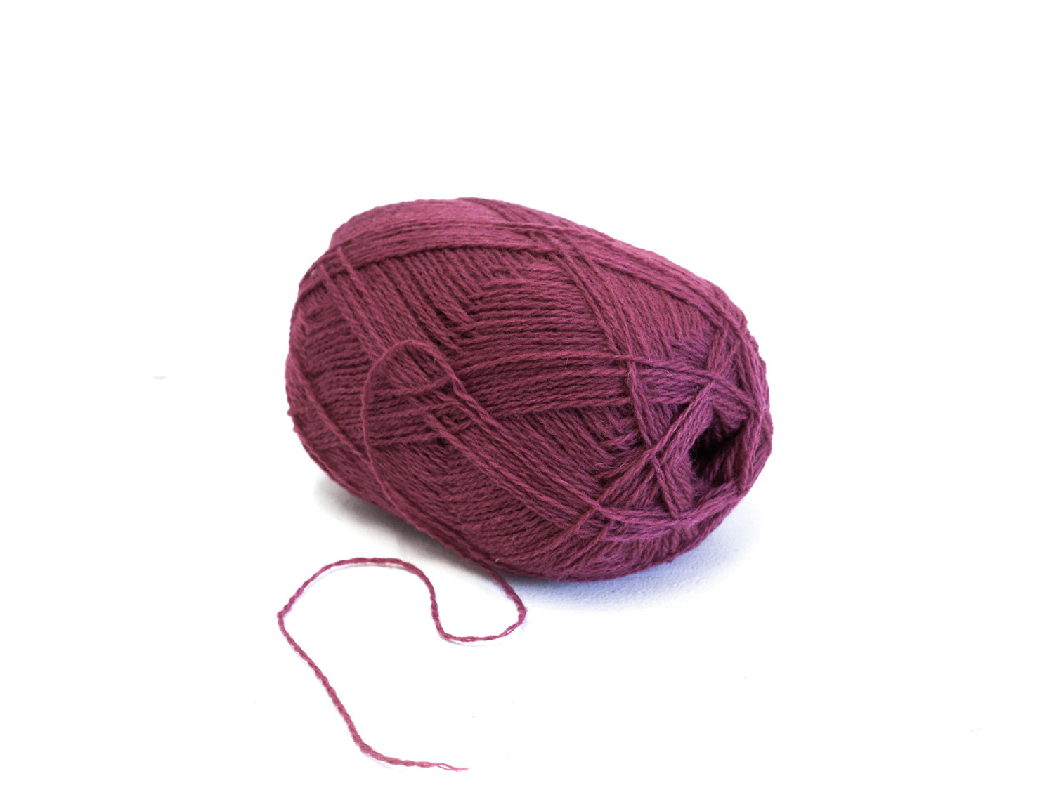 Berry pink New Zealand wool yarn - 540