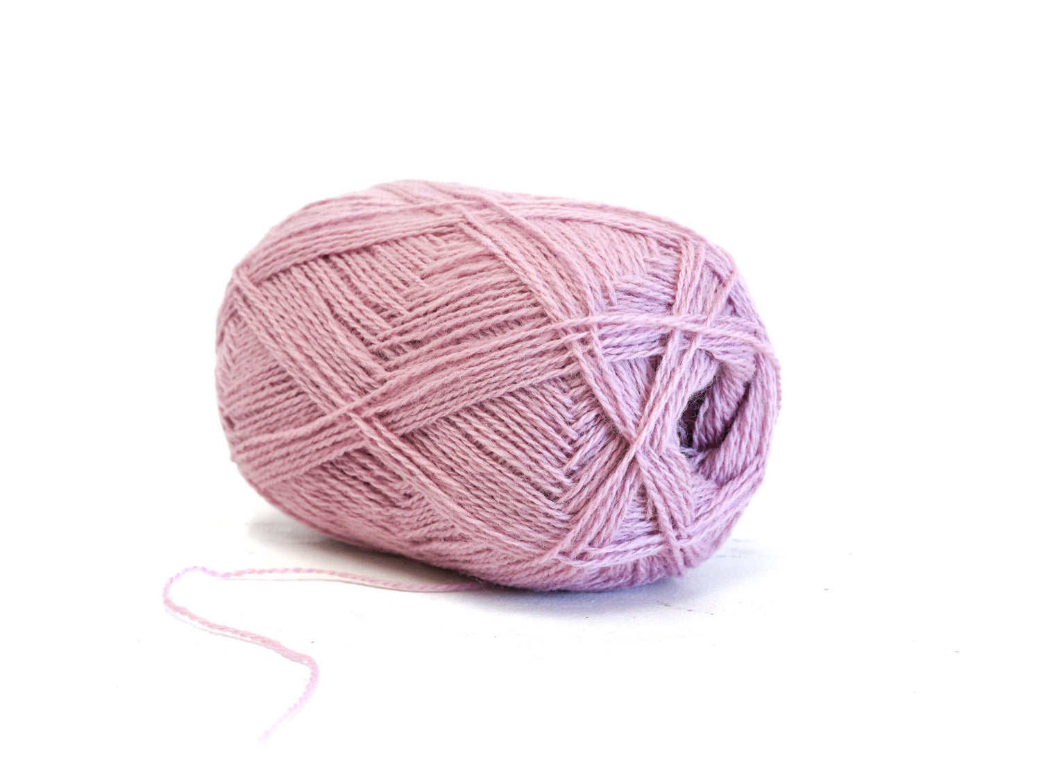 Ash rose color New Zealand wool yarn - 508