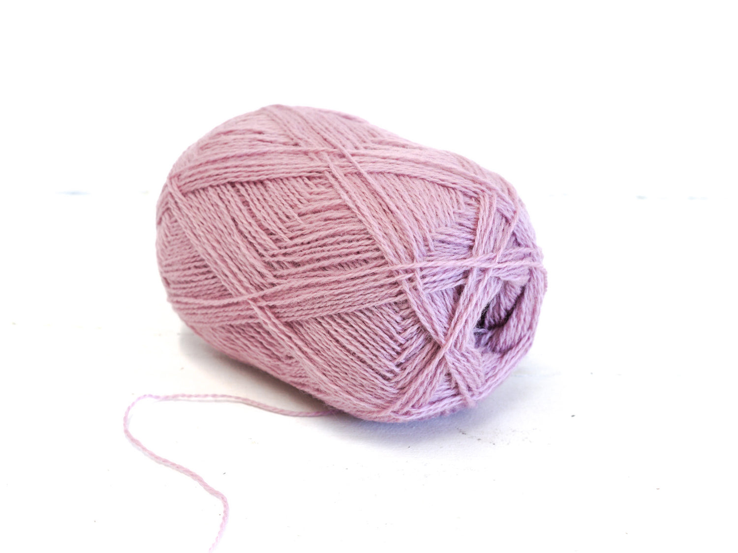 Ash rose color New Zealand wool yarn - 508