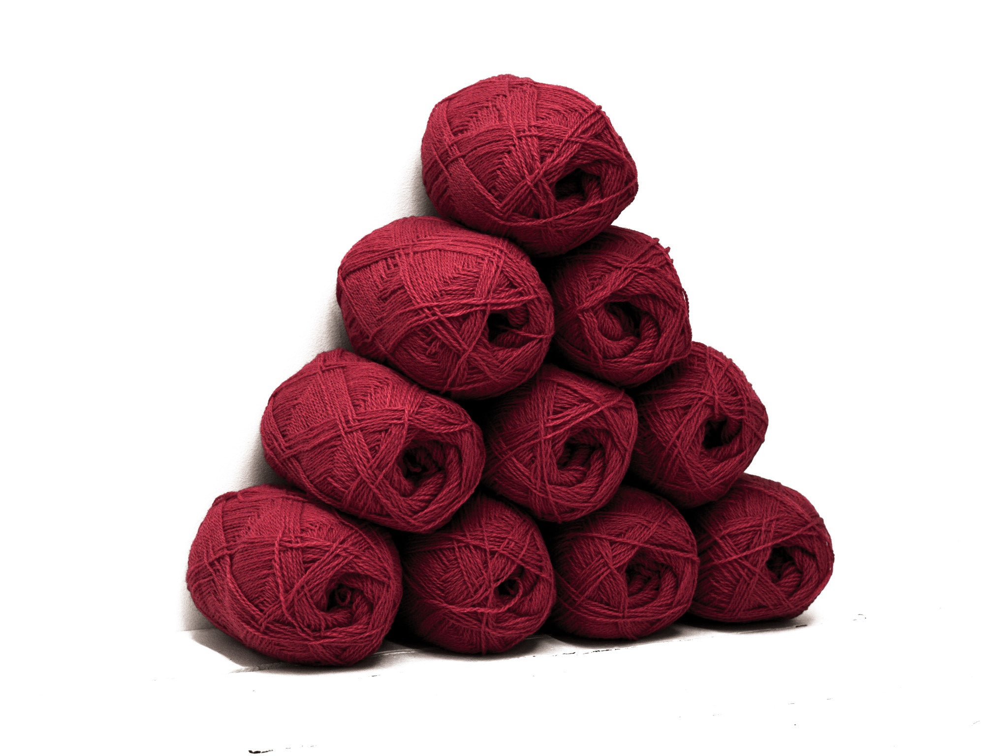 Crimson Red New Zealand wool yarn - 560