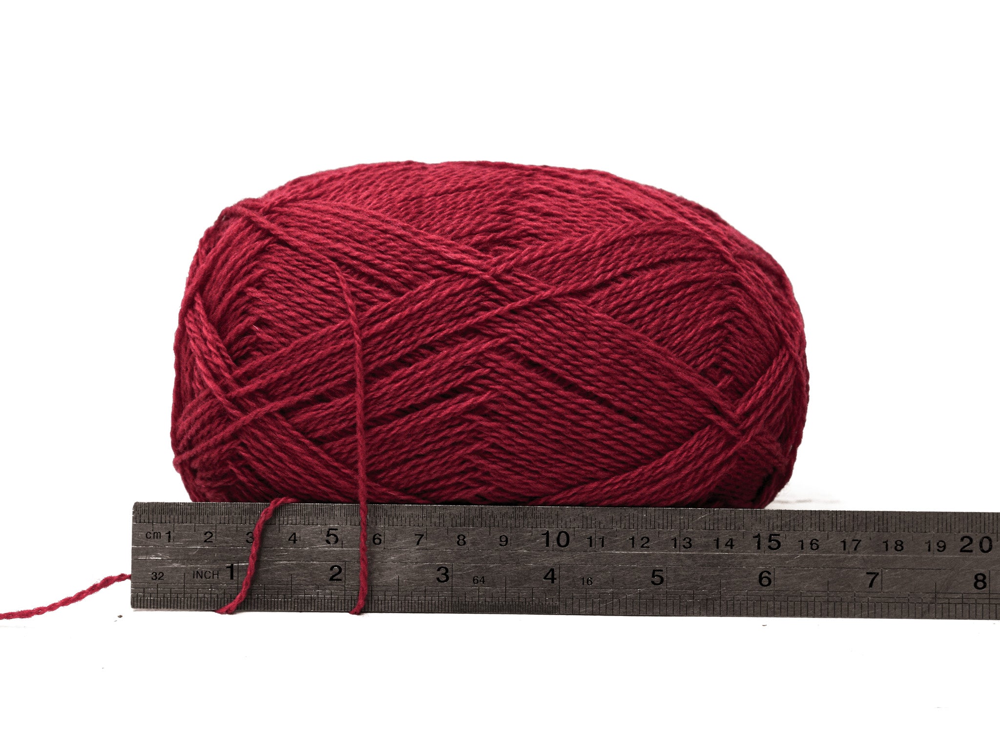 Crimson Red New Zealand wool yarn - 560