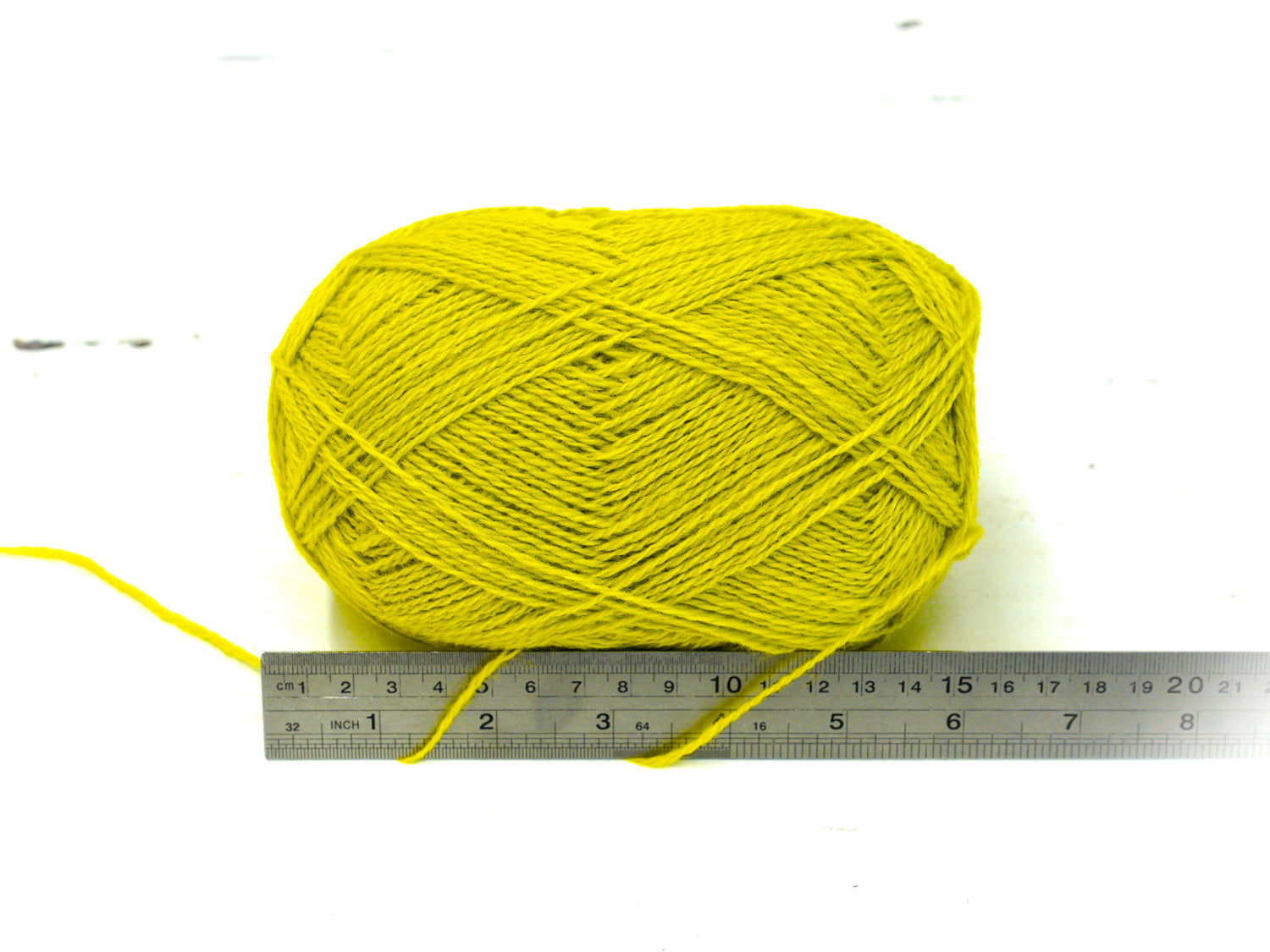 Vibrant yellow- green New Zealand wool yarn - 340