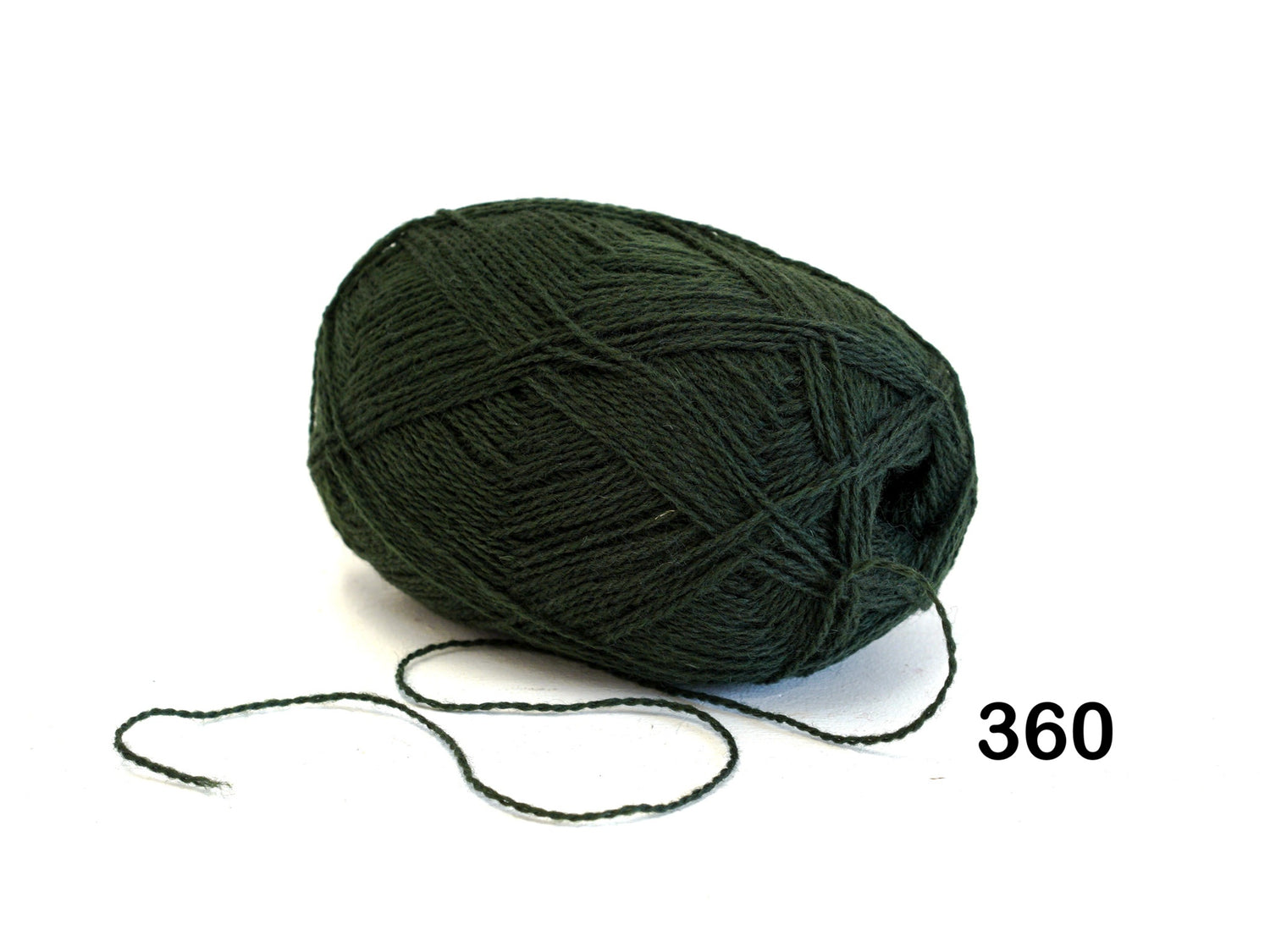 Deep Forest green New Zealand wool yarn - 360