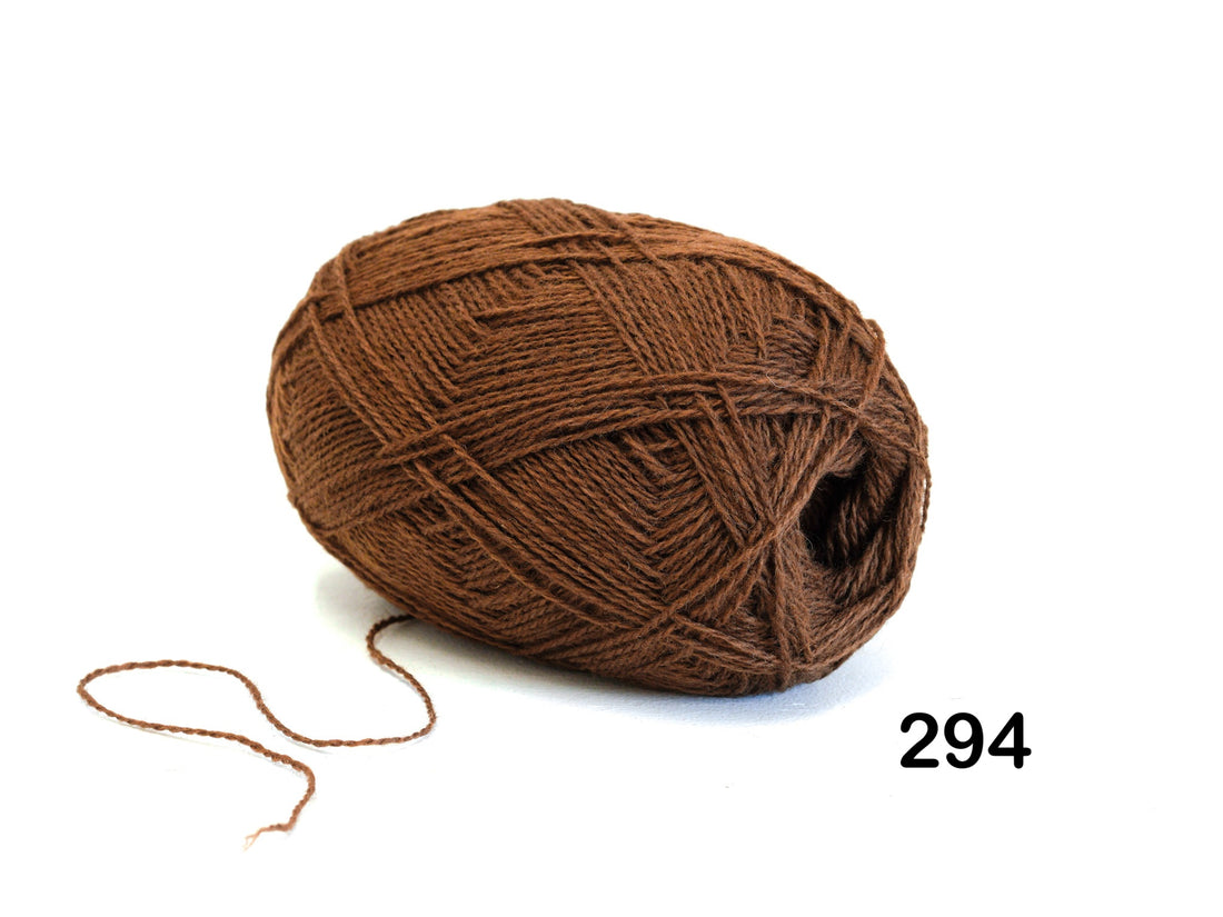 Caramel brown color New Zealand wool yarn - 294