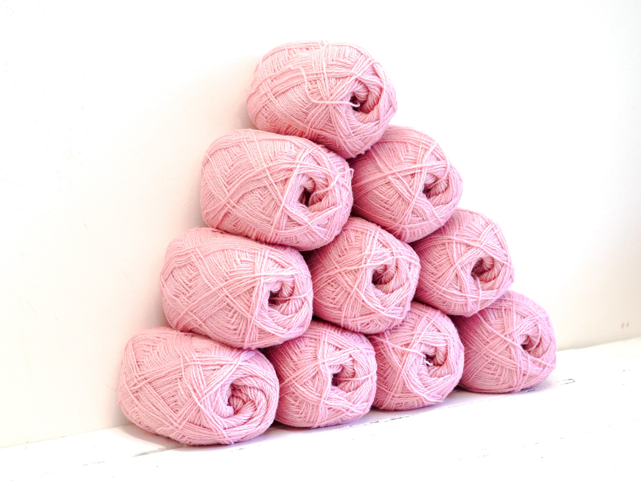 Powder Pink New Zealand wool yarn - 507