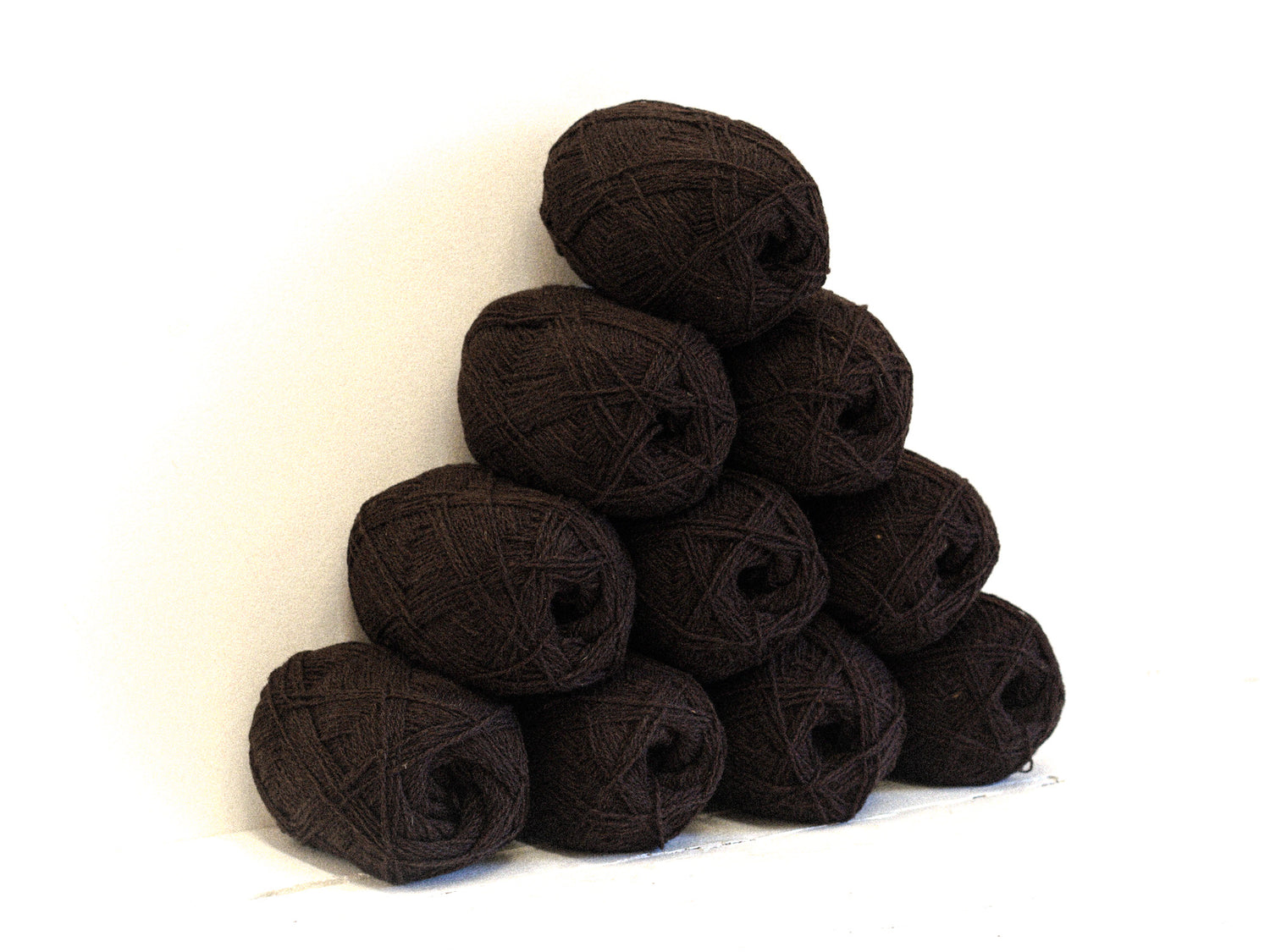 Dark Chocolate Brown New Zealand lace wool yarn - 269