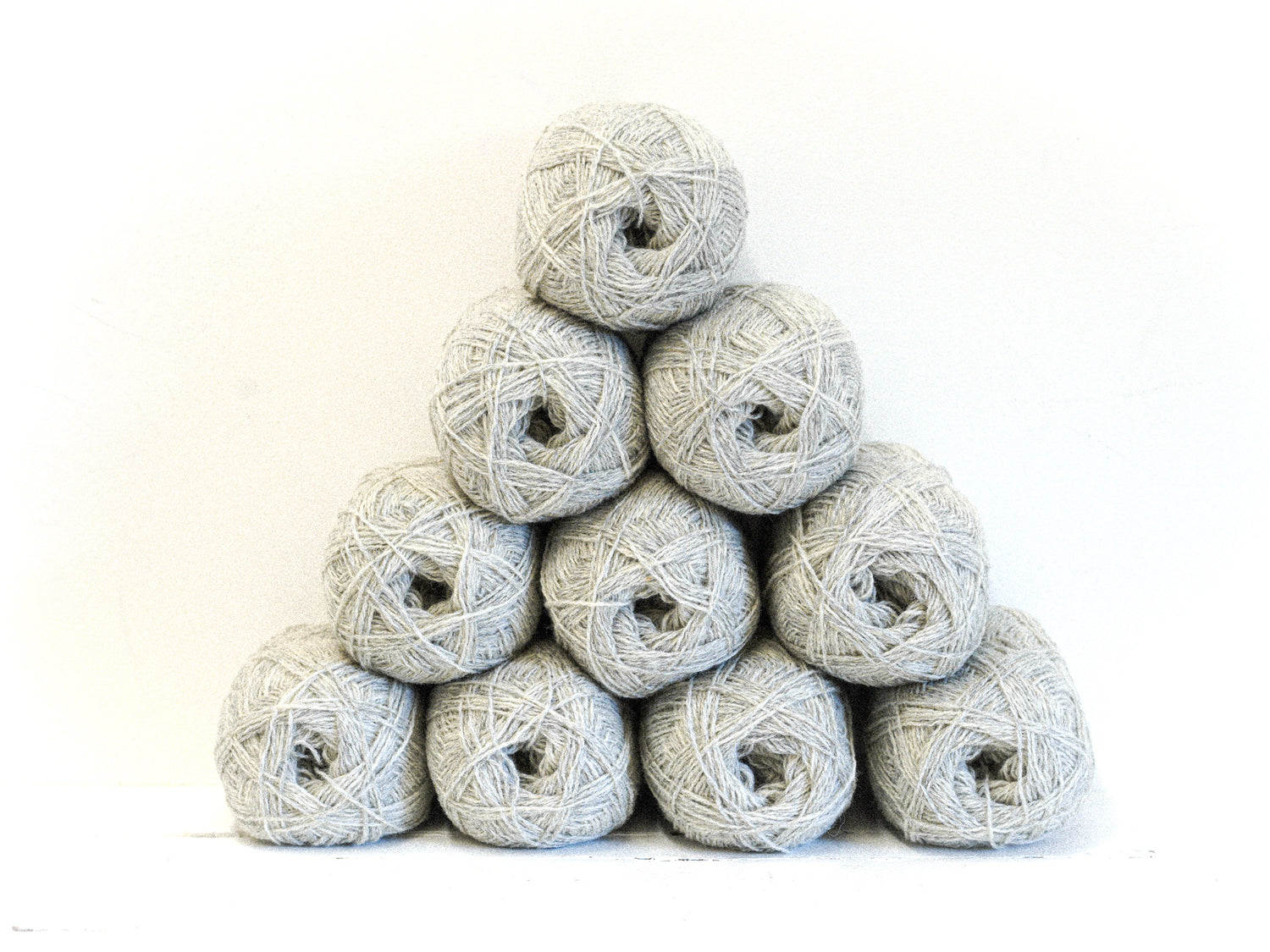 Light grey melange New Zealand wool yarn - 202