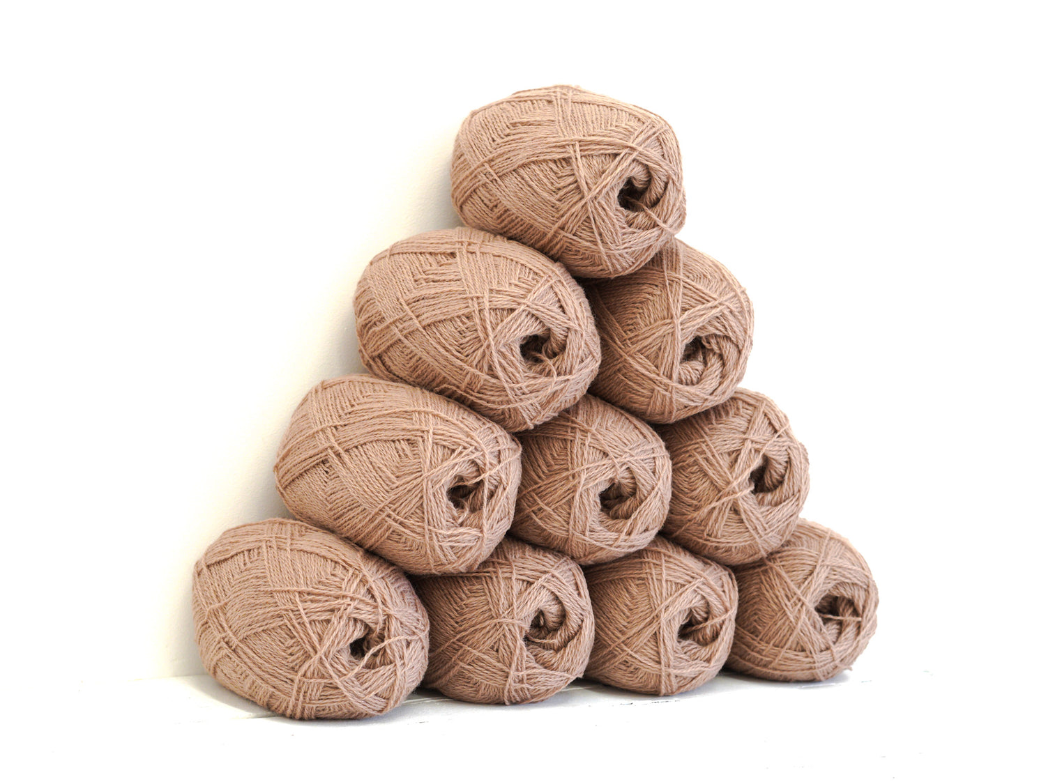 Light taupe brown color New Zealand wool yarn - 262