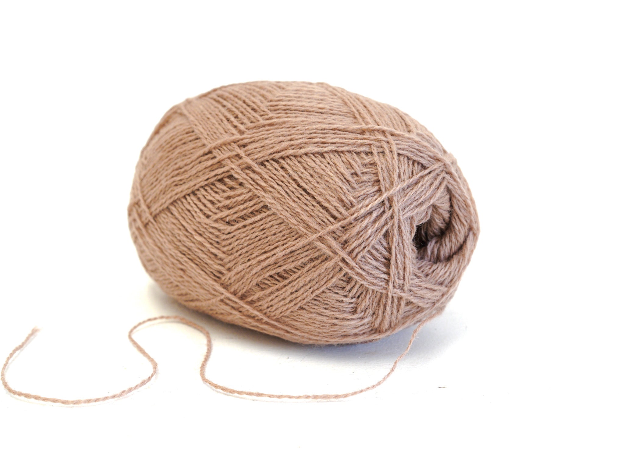 Light taupe brown color New Zealand wool yarn - 262