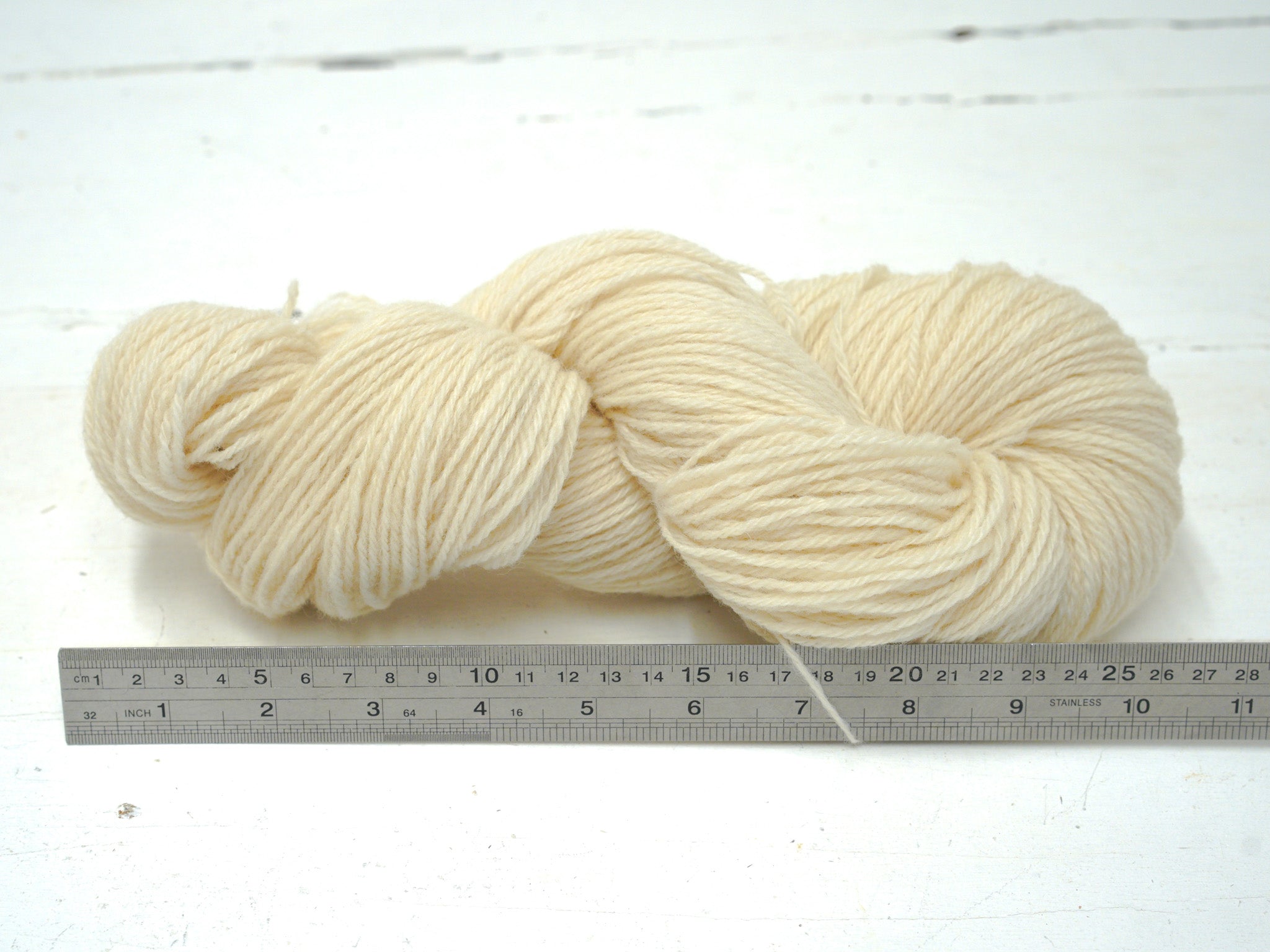 1 kg merino and suffolk wool yarn blend - 1000g./35oz