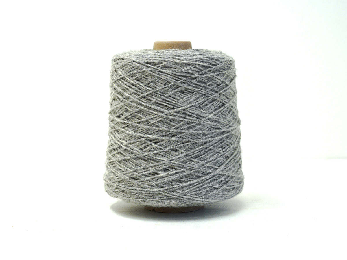 Midle Grey melange 100% carpet wool yarn - 203