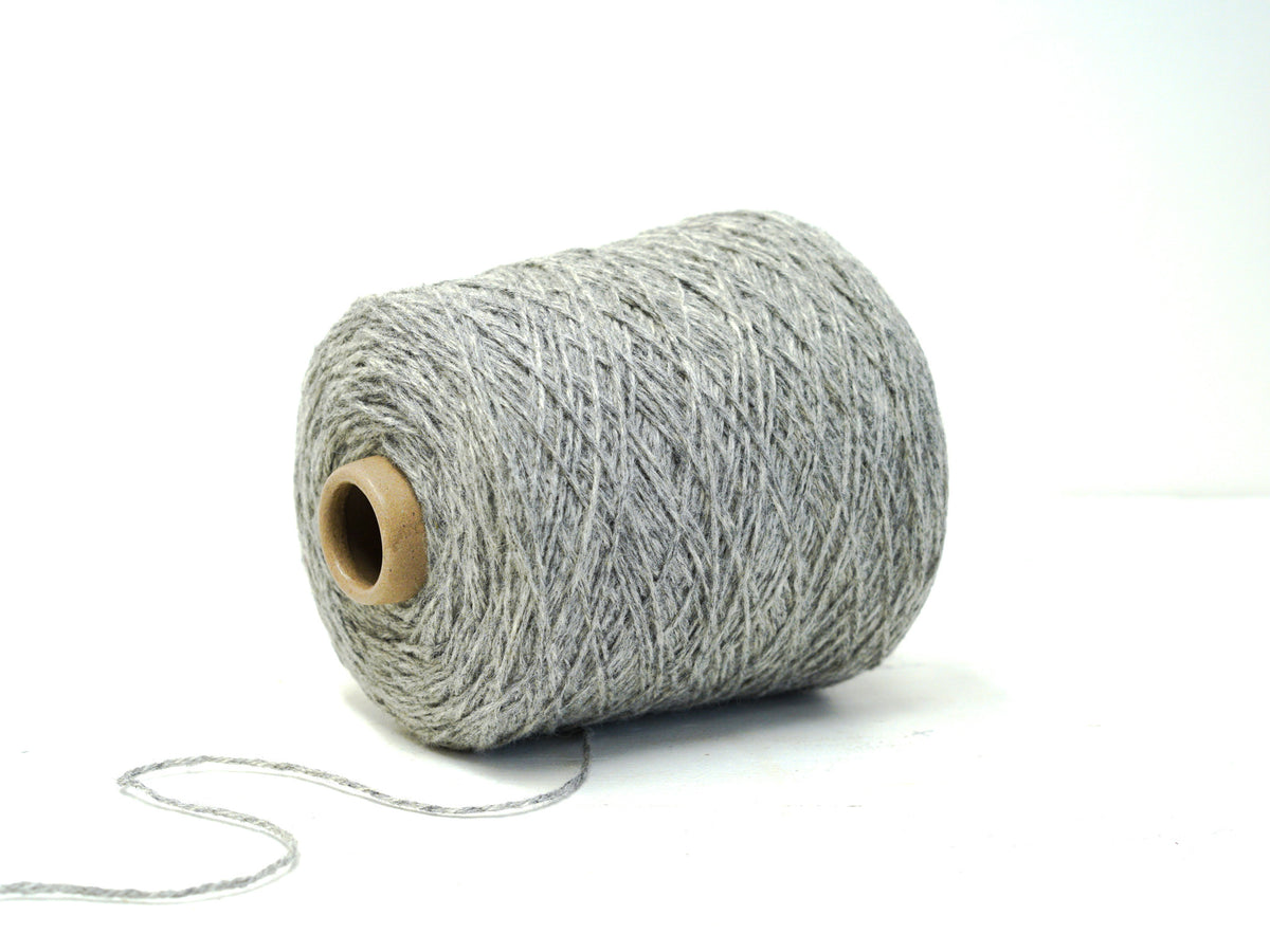 Midle Grey melange 100% carpet wool yarn - 203