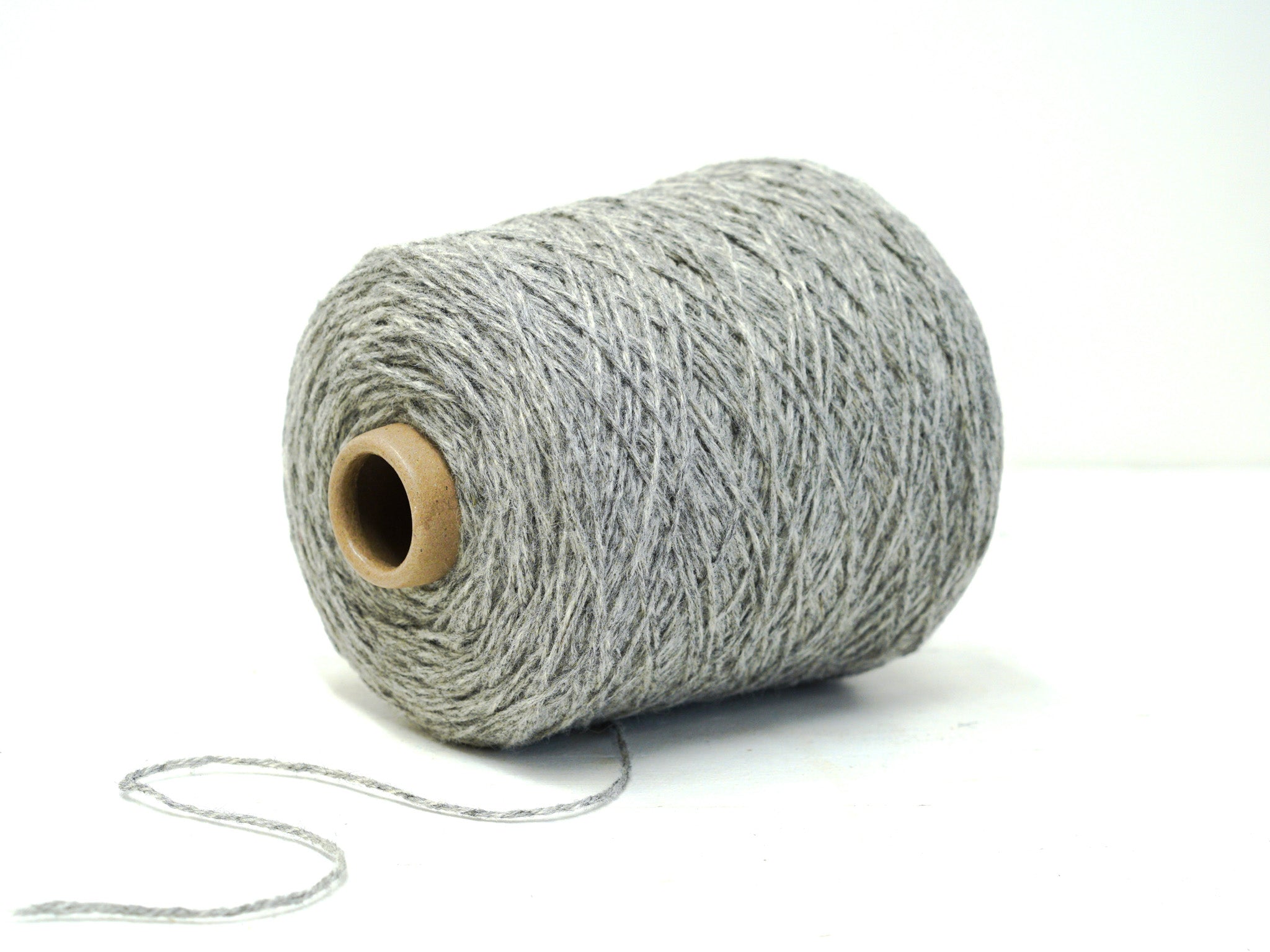 Midle Grey melange 100% carpet wool yarn - 203