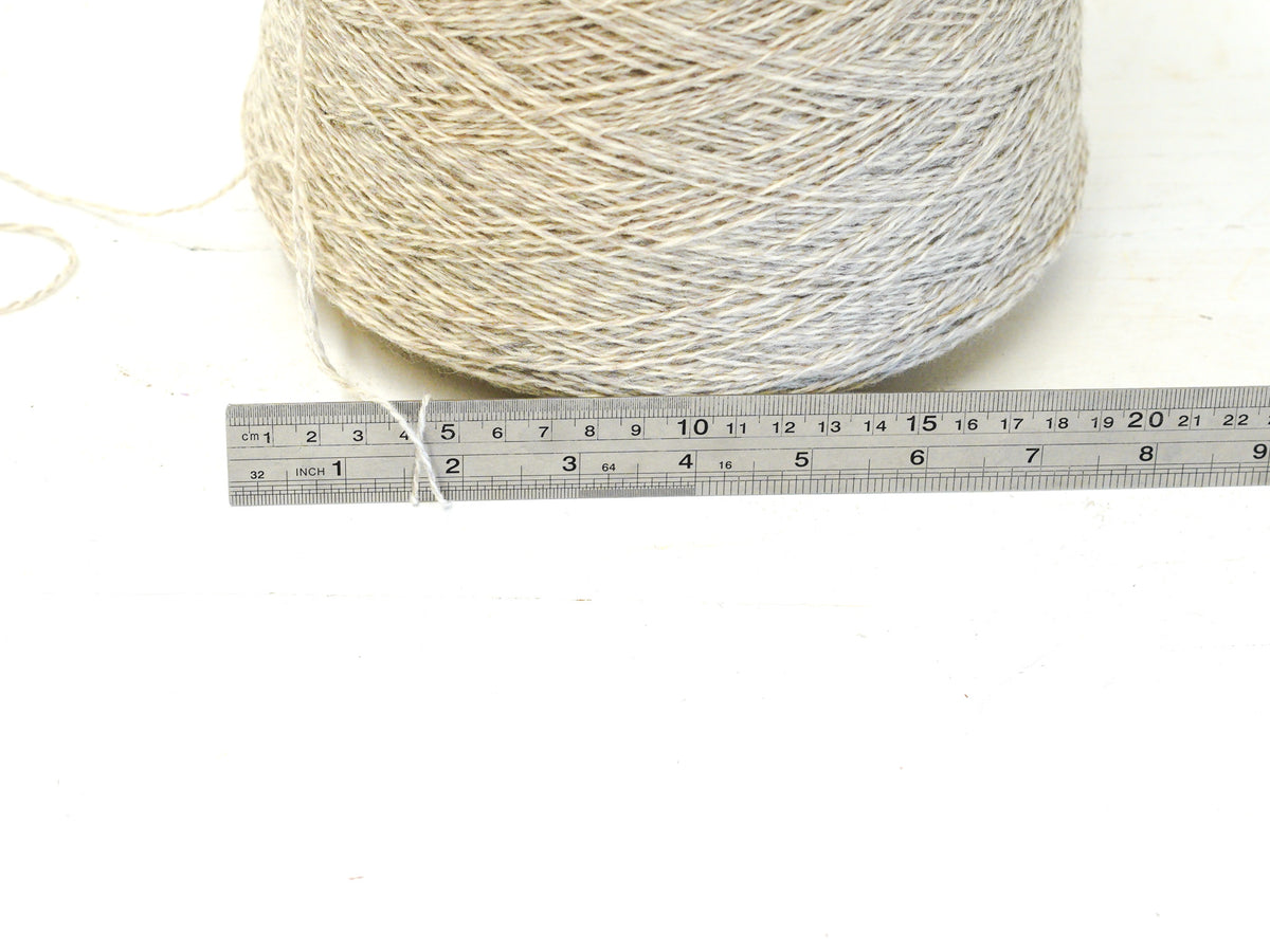 Oat Milk Melange - undyed - soft merino wool in cone - 900g/31,7oz