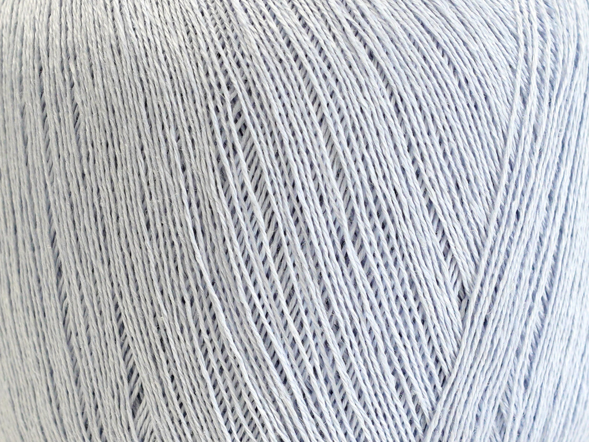 100% linen yarn in Silver Cloud Blue color - 100g/600m