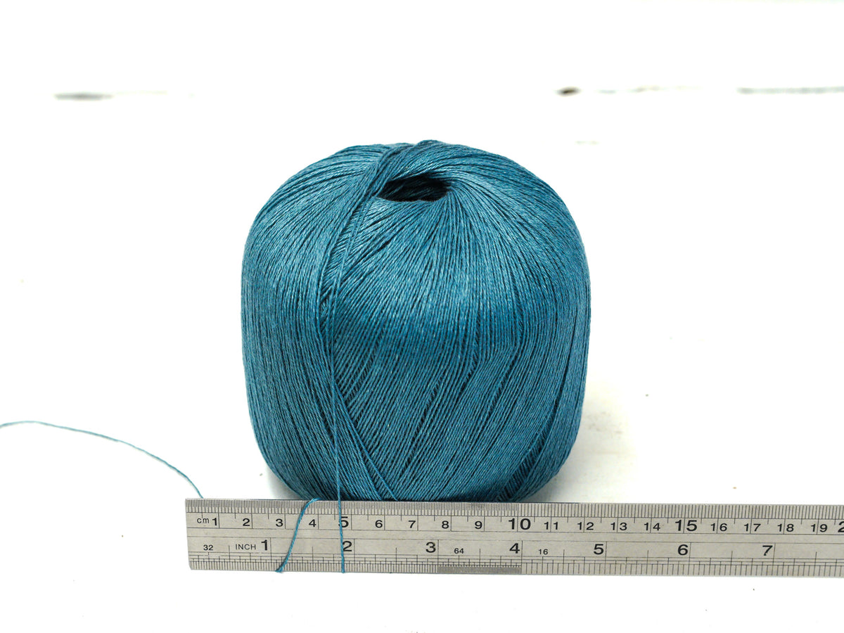 100% linen yarn in PETROL blue color 100g/600m.