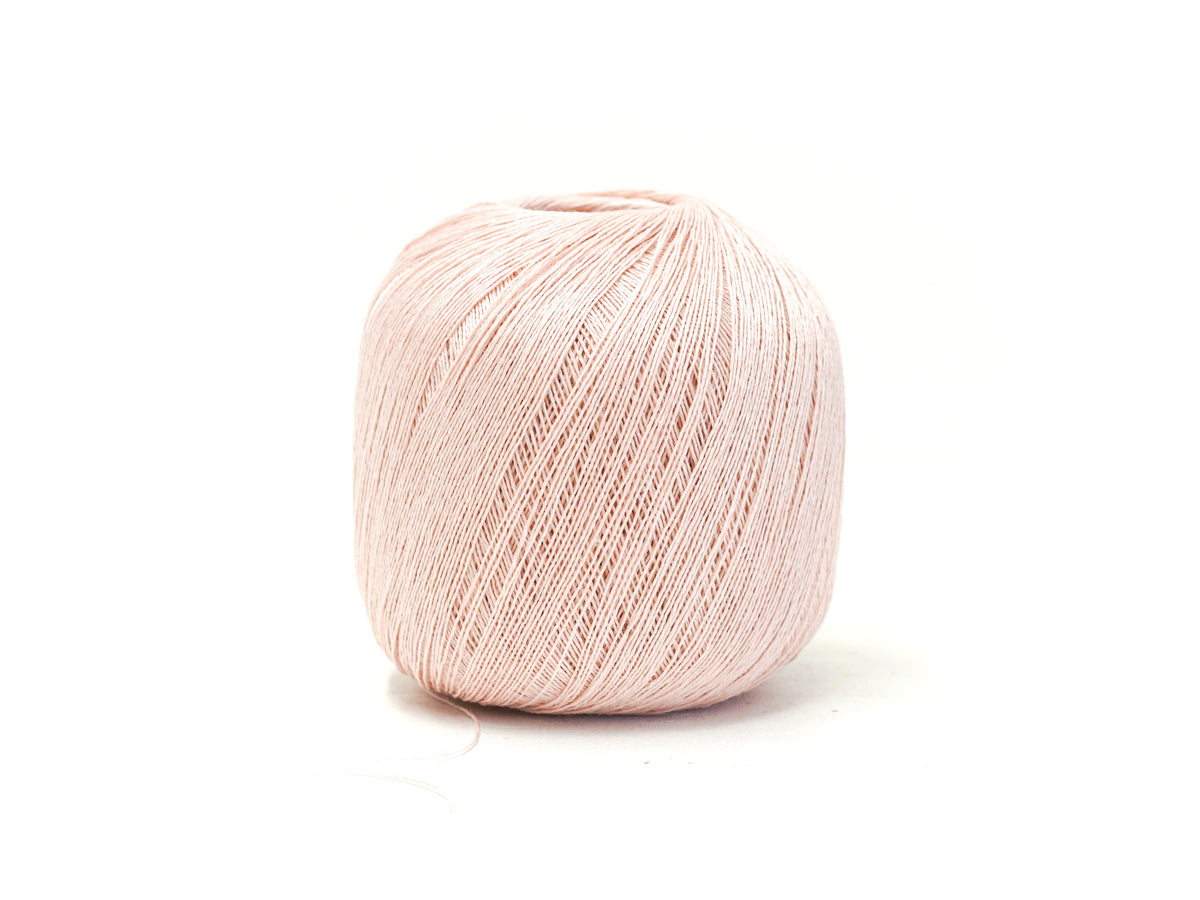 Blush Pink 100% Linen Yarn - Lace Weight, 100 g / 600 m