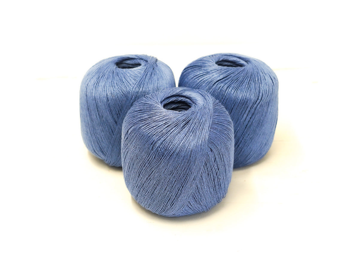100% linen yarn in steel blue color 100g/600m.