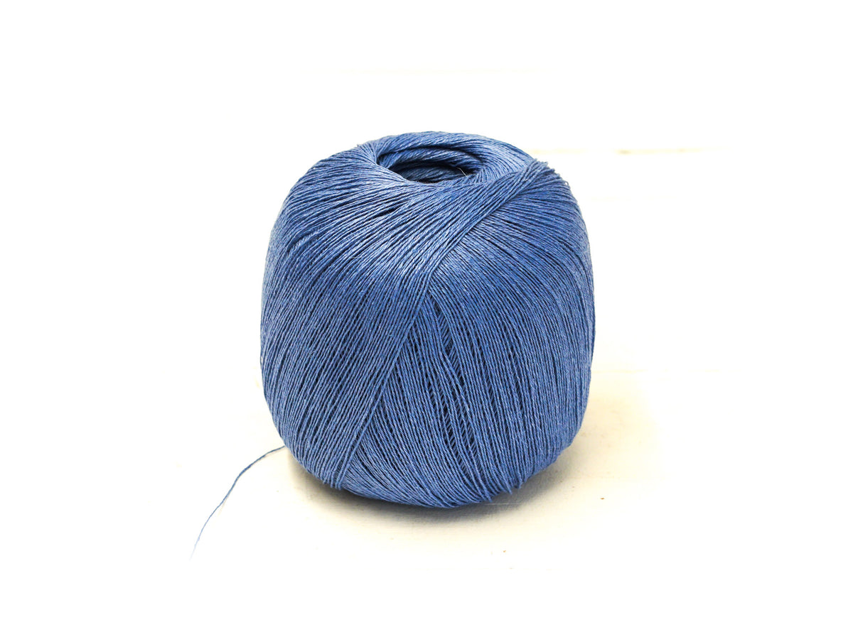 100% linen yarn in steel blue color 100g/600m.