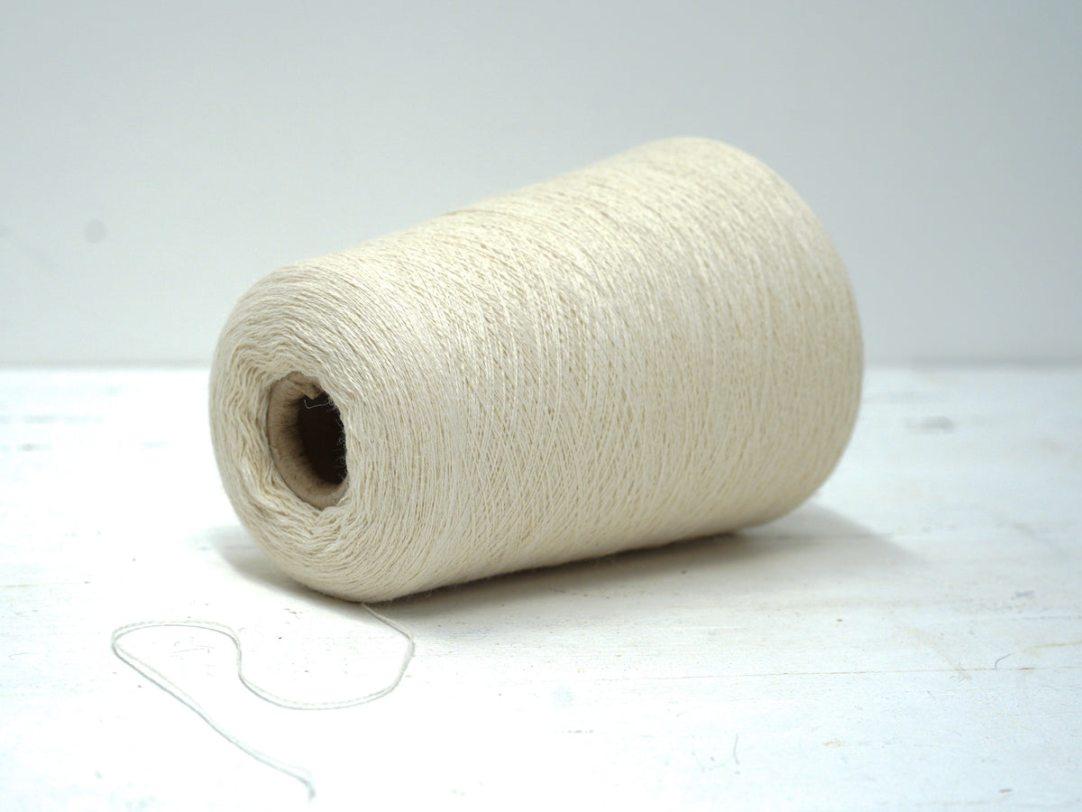 Milk White 100% Baby Alpaca Yarn | 500 g Cone / 6,000 m