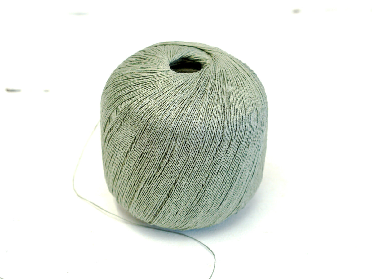 Sage Green 100% Linen Yarn | 100 g / 600 m