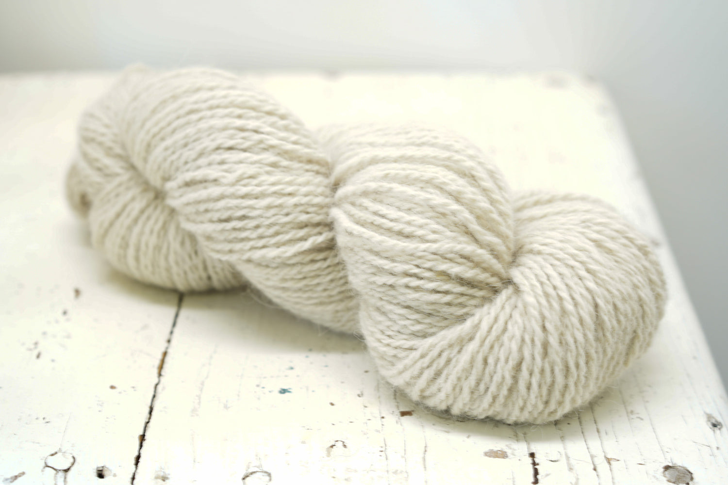 Samoyed breed dog wool yarn blend, white, extremely warm threads