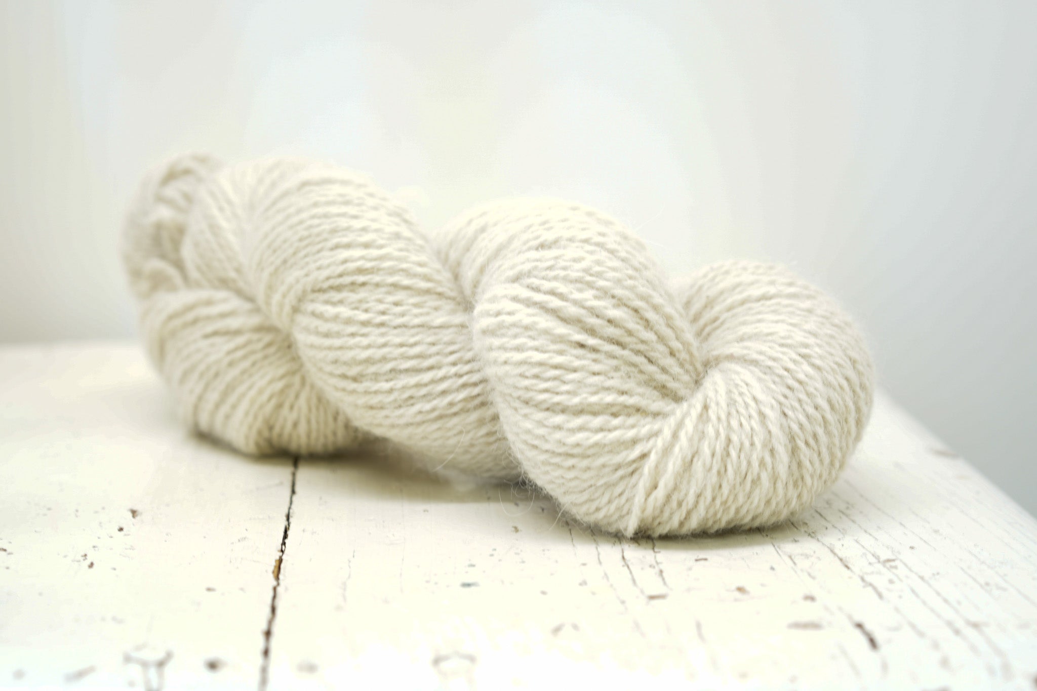 Samoyed breed dog wool yarn blend, white, extremely warm threads