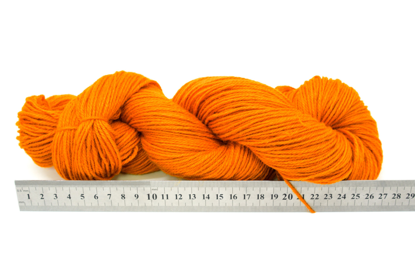 Multi-coloured wool and polyester blend 100g/233m