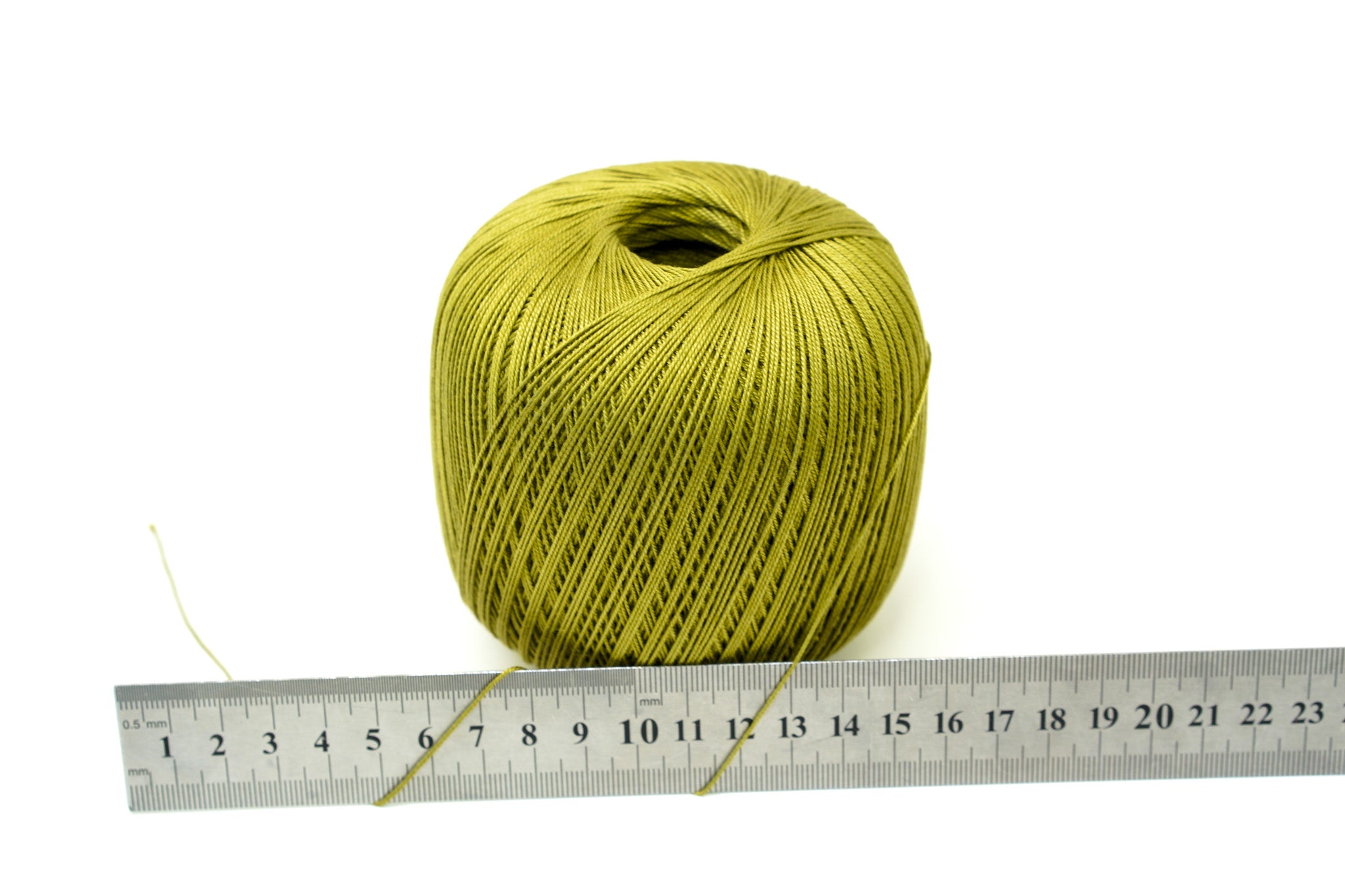 Pear green mercerised cotton 100g/452m