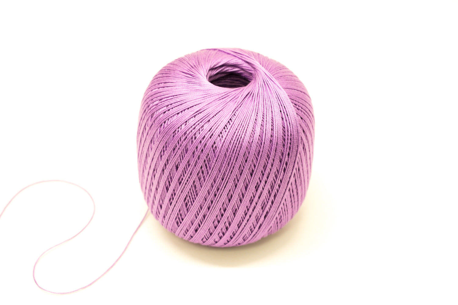 100% mercerised cotton 100g/452m
