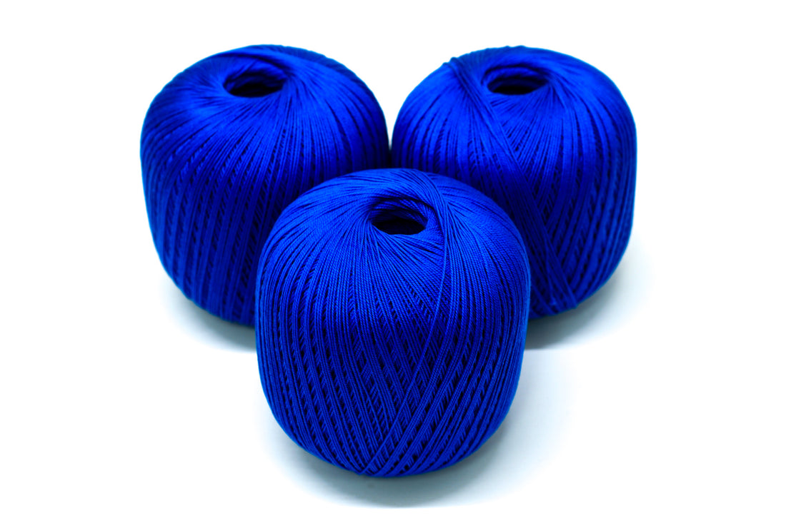 Royal blue  mercerised cotton 100g/452m