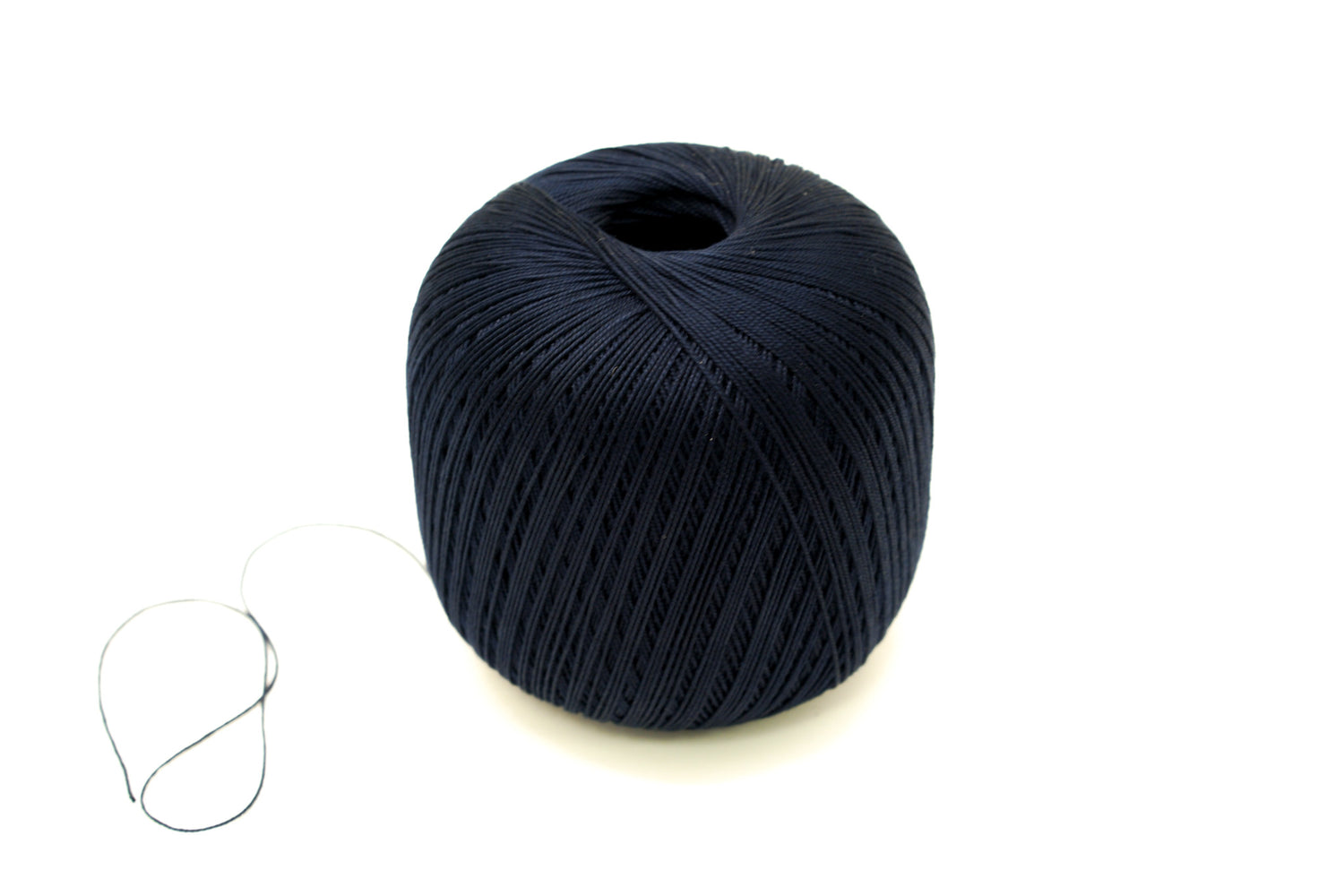 Tiefblaue merzerisierte Baumwolle 100g/452m 